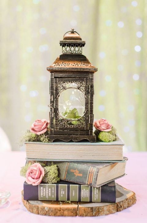 DIY Hochzeitsdeko mit Bücher
