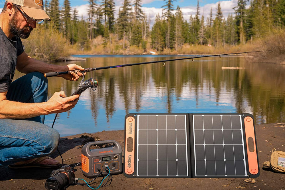 Portable Solar-Panels: Die Hände in den Taschen