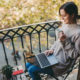 Home Office auf dem Balkon - 7 Tipps für Arbeit im Freien