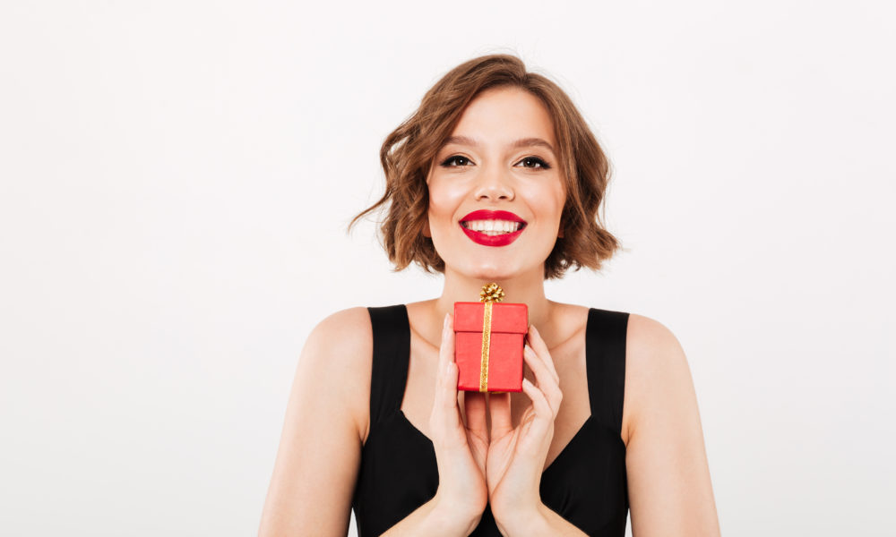 Zeitlose Geschenkideen für Frauen: Schmuck, der Geschichten erzählt