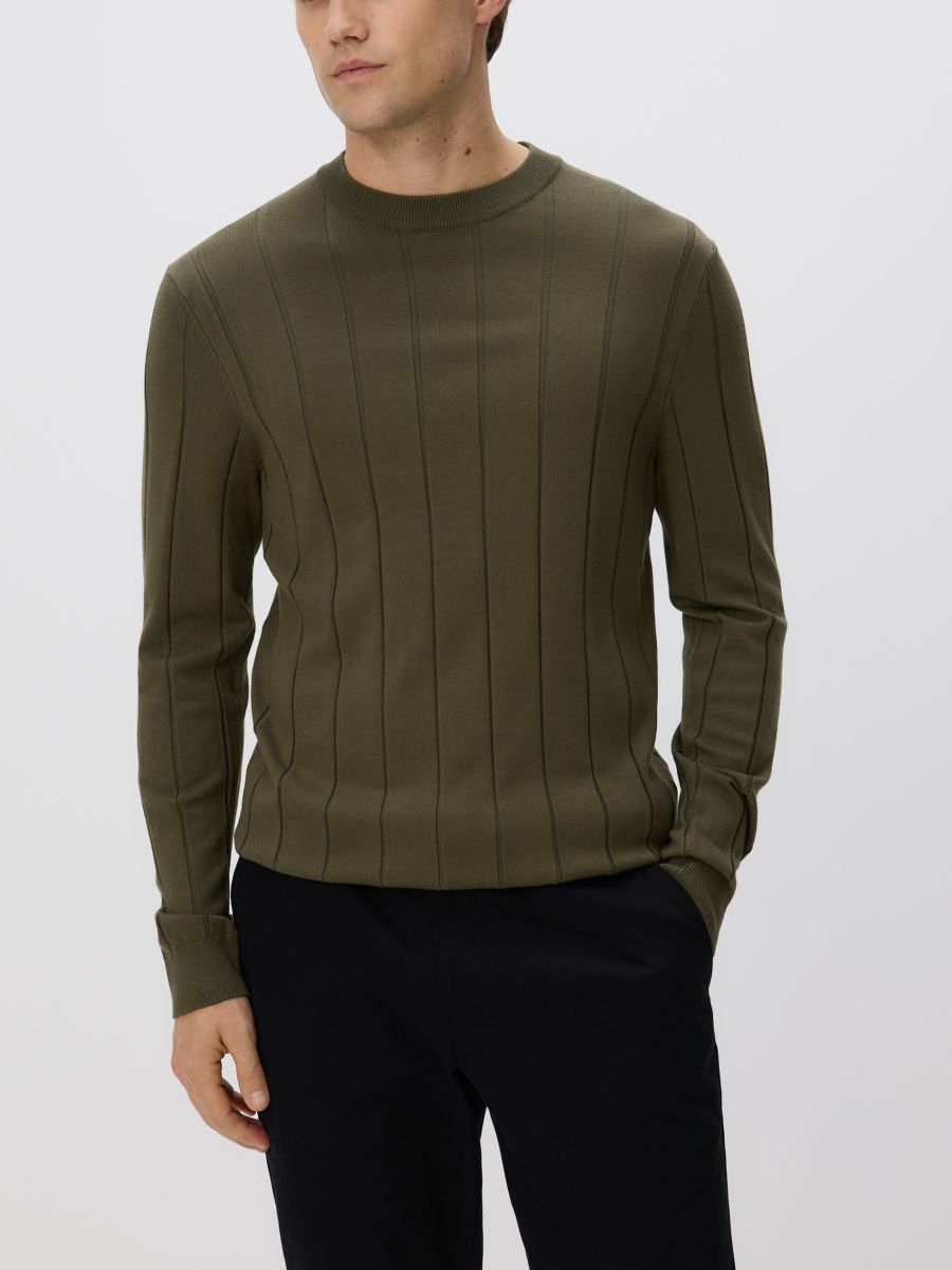 Herrenpullover für den Herbst