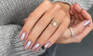 Chrome Nägel: So gelingt der angesagte Metallic-Look elegant und modern