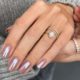 Chrome Nägel: So gelingt der angesagte Metallic-Look elegant und modern