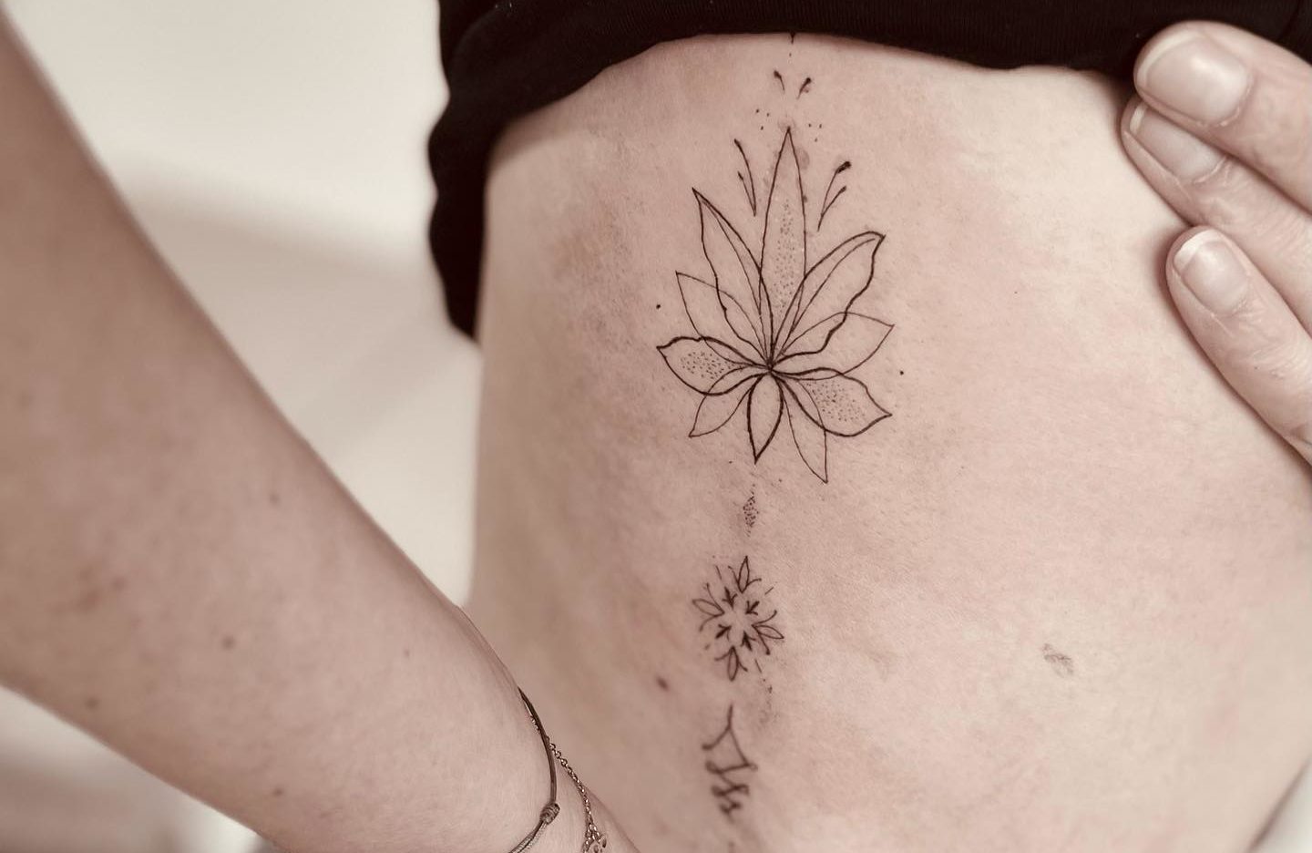 Tattoo Rippen Frau